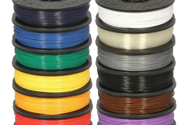 ¿De dónde viene el color en el filamento de la impresora 3D?  
